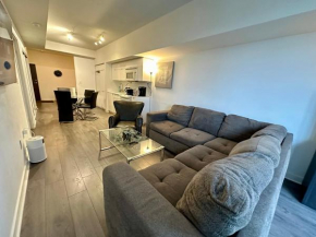 Comfy 1Bdrm den 2Baths with 3 real beds plus parking